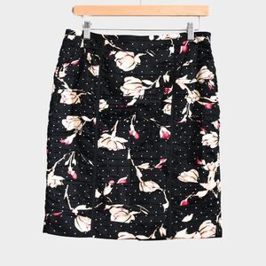 WHITE HOUSE BLACK MARKET Ruched Straight Pencil Floral Polka Dot Skirt Size 6